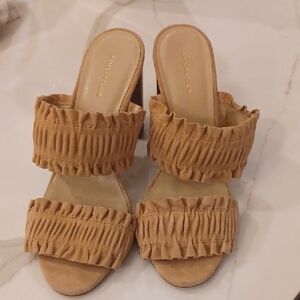 Ann Taylor Women's Sz 7 Heeled Open Toe Sandals Shoes